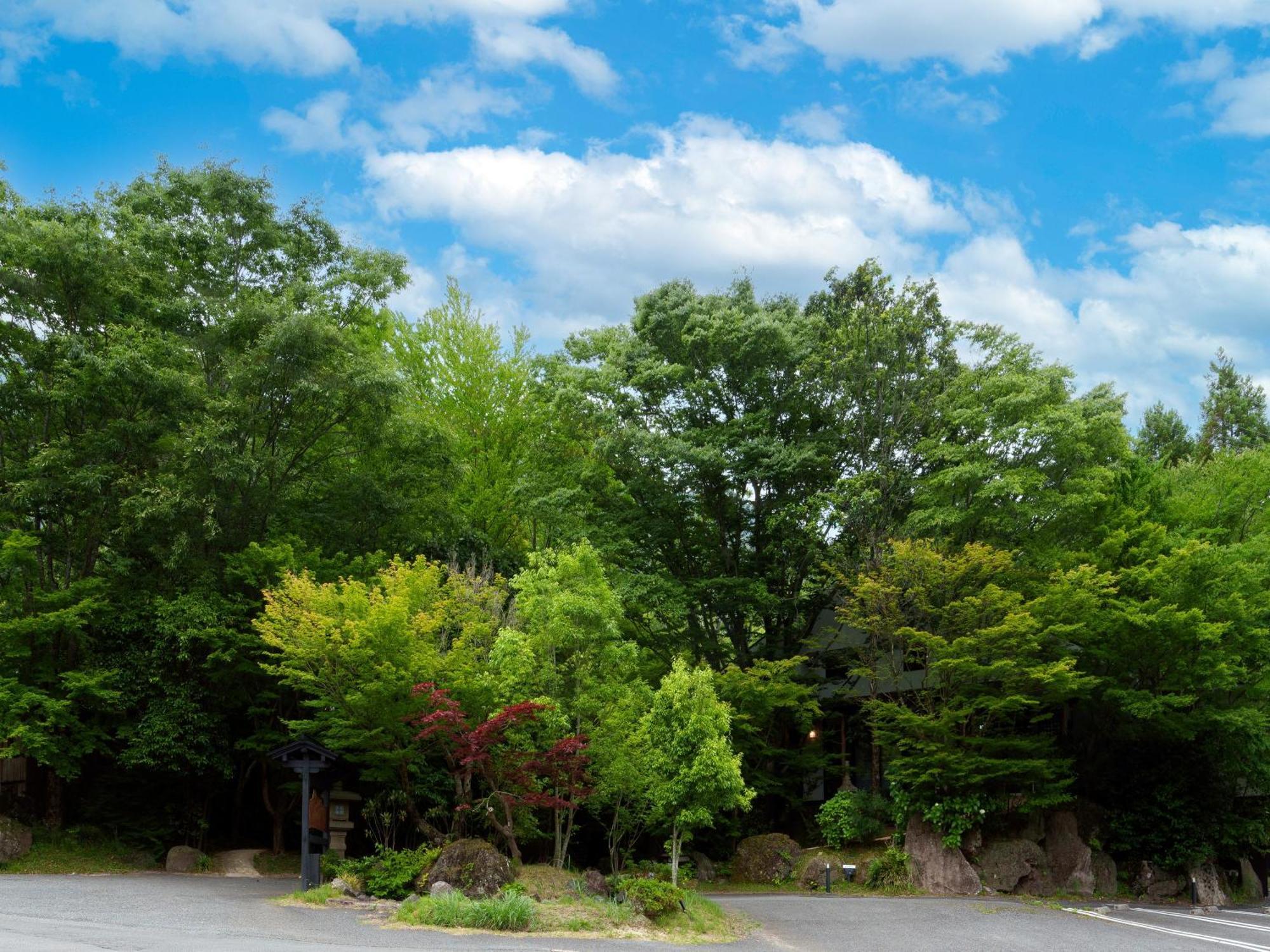 Yufuin Rakuyu Hotel Exterior foto