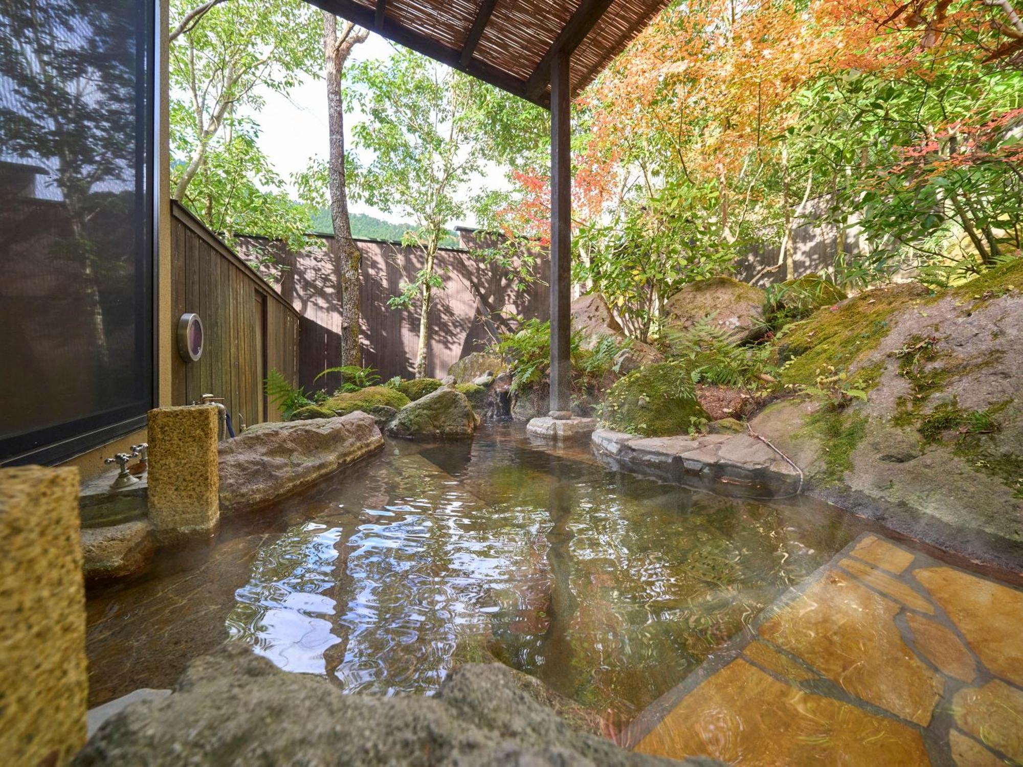 Yufuin Rakuyu Hotel Exterior foto